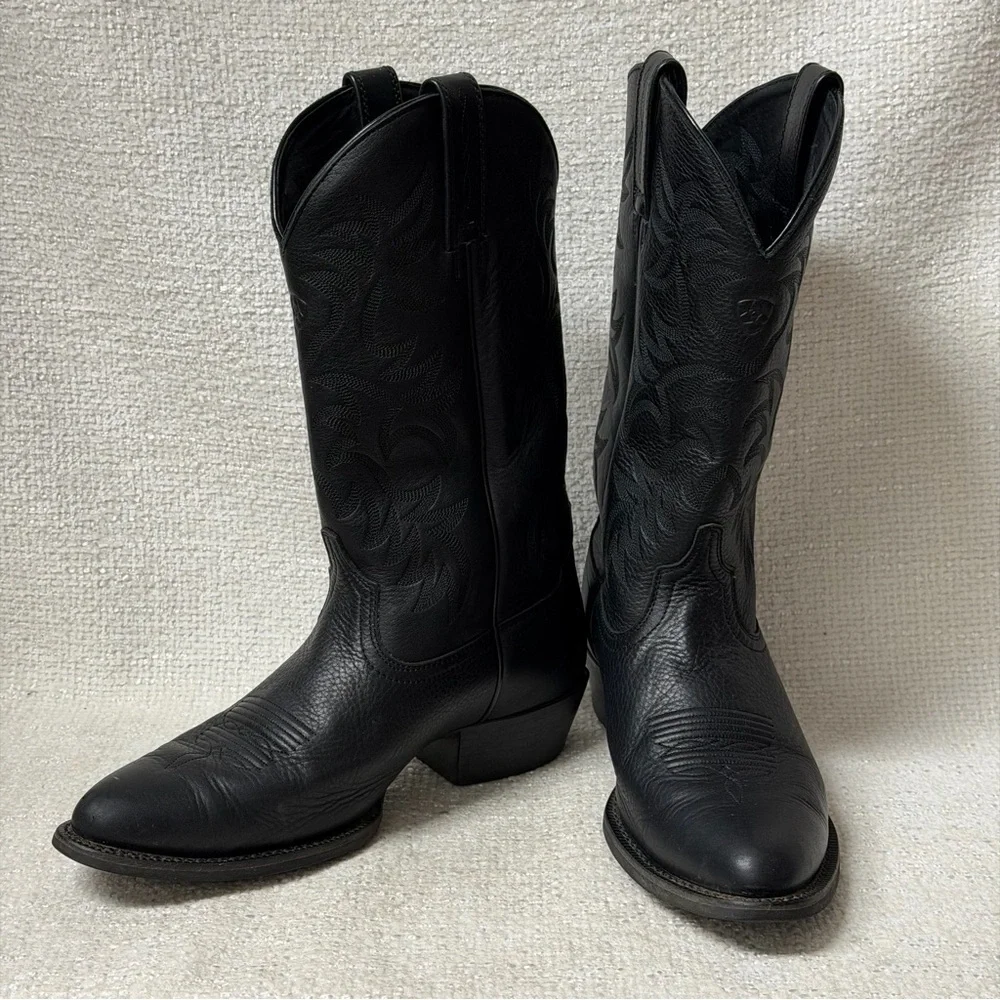 ARIAT MEN'S HERITAGE DEERTAN WESTERN PERFORMANCE BOOTS - ROUND TOE